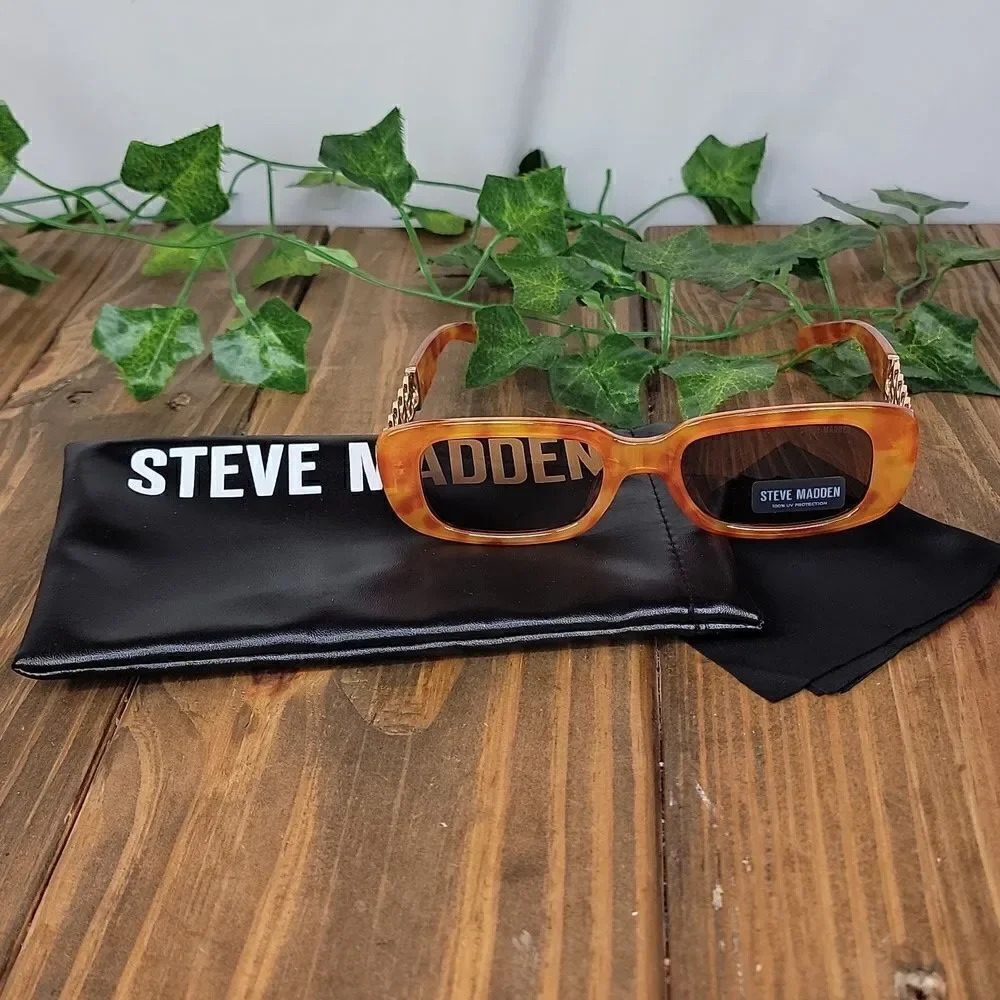 Steve Madden Sunglasses. Sunnys. Classy. NWT